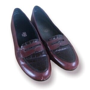 Munro Loafers Burgundy Leather Crocodile Penny Loafer Flat